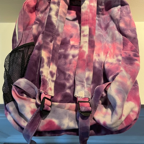 Backpack - Picture 3 of 3